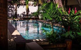 Casalo Hotel